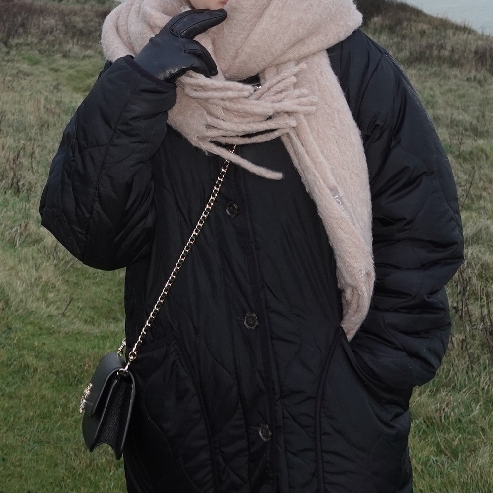 Reversible Puffer Jacket With Primaloft - image 6